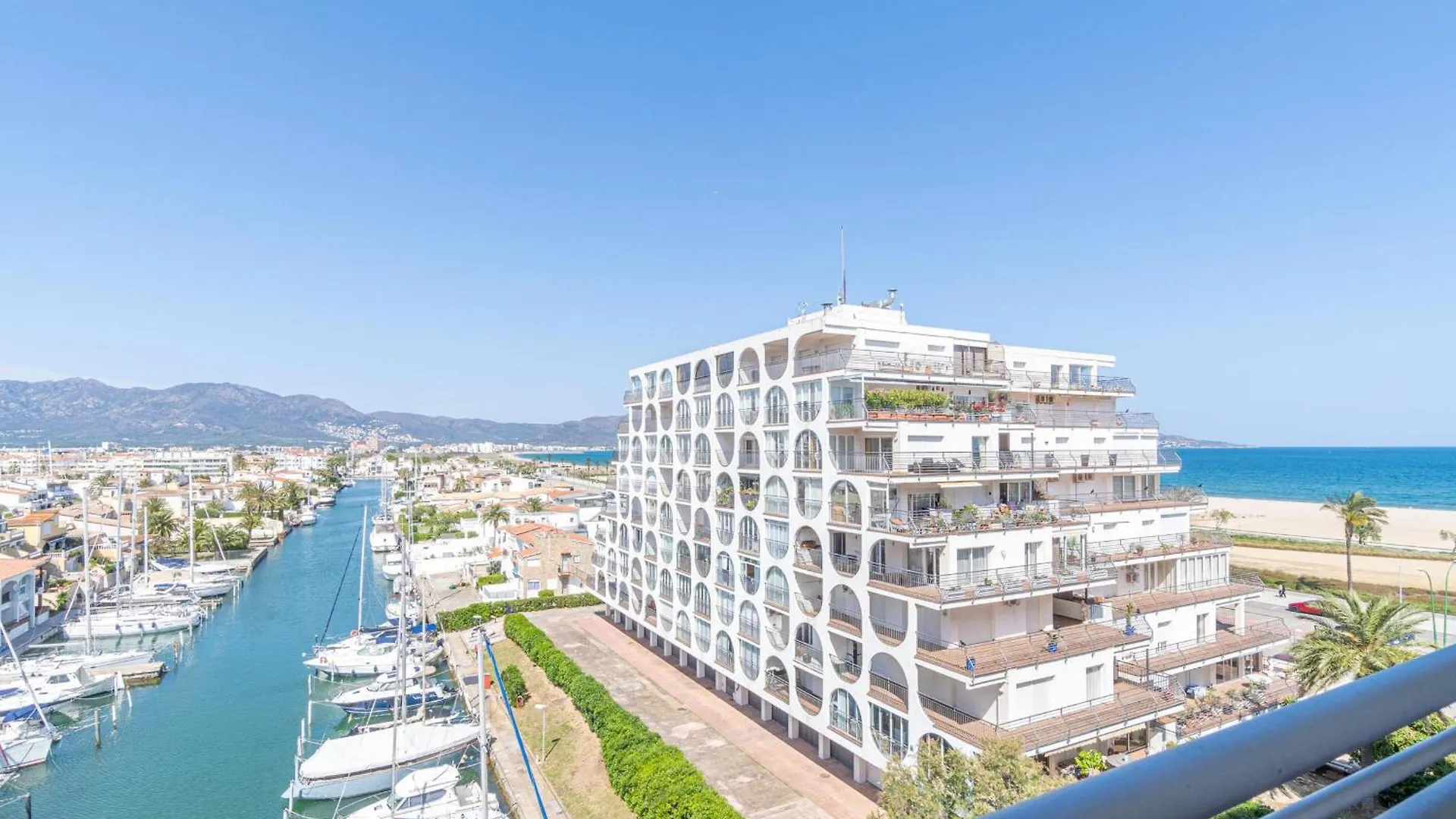 エンプリアブラバAgradable Duplex Con Vistas Al Mar - Hisp-288-43アパートメント